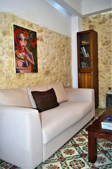 Malama'S Maisonette At The Historic Center Candia Esterno foto