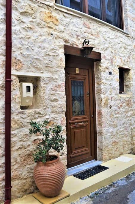 Malama'S Maisonette At The Historic Center Candia Esterno foto